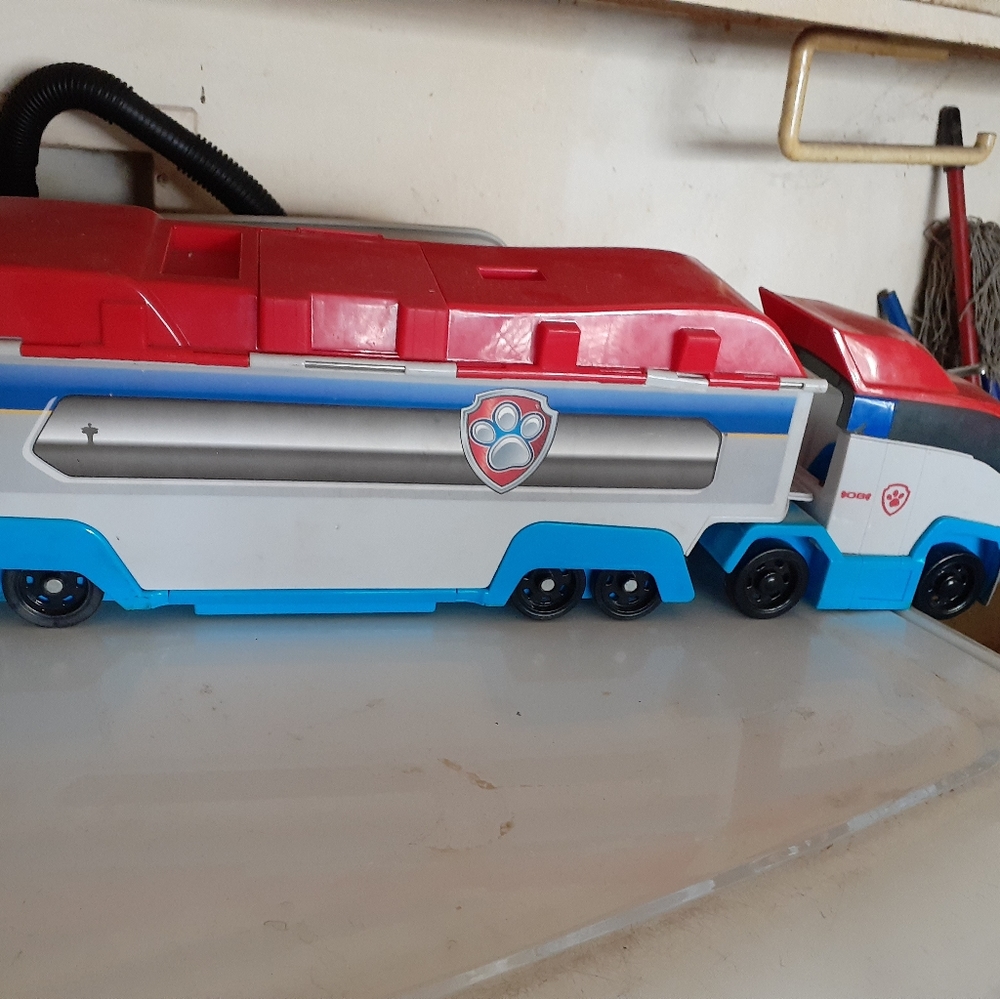 Paw Patrol Bus